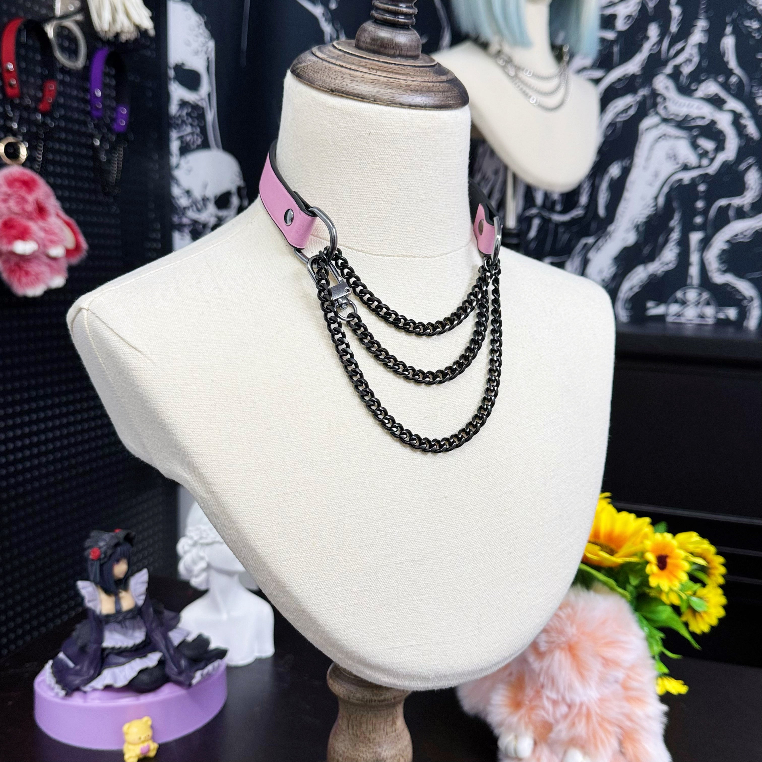 Luxe Chain (Fashion Layered Chain Leather Choker Necklace) (Premium Limited Cute Pink Color)