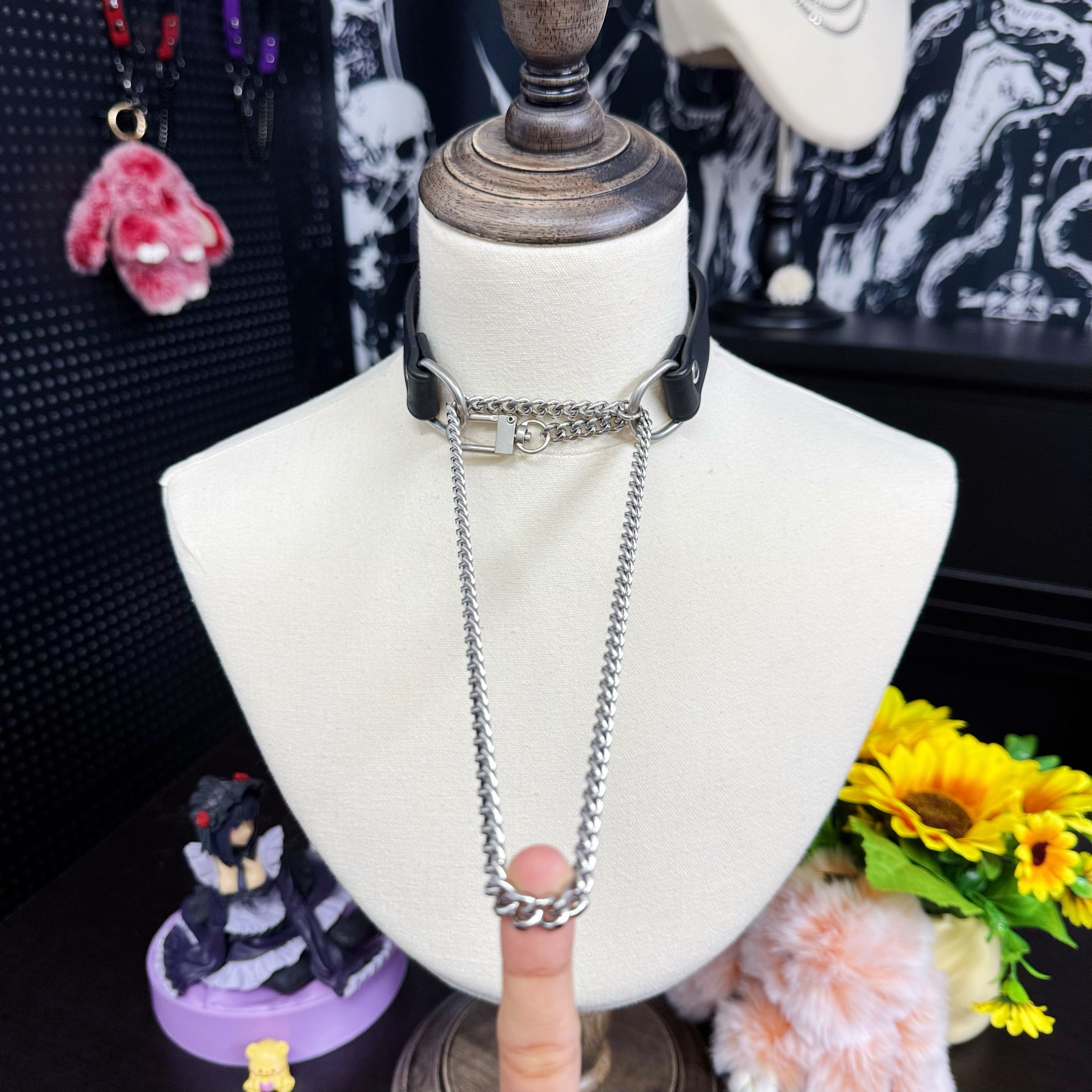 Luxe Chain (Fashion Layered Chain Leather Choker Necklace) (Classic Black Leather Silver Chain)