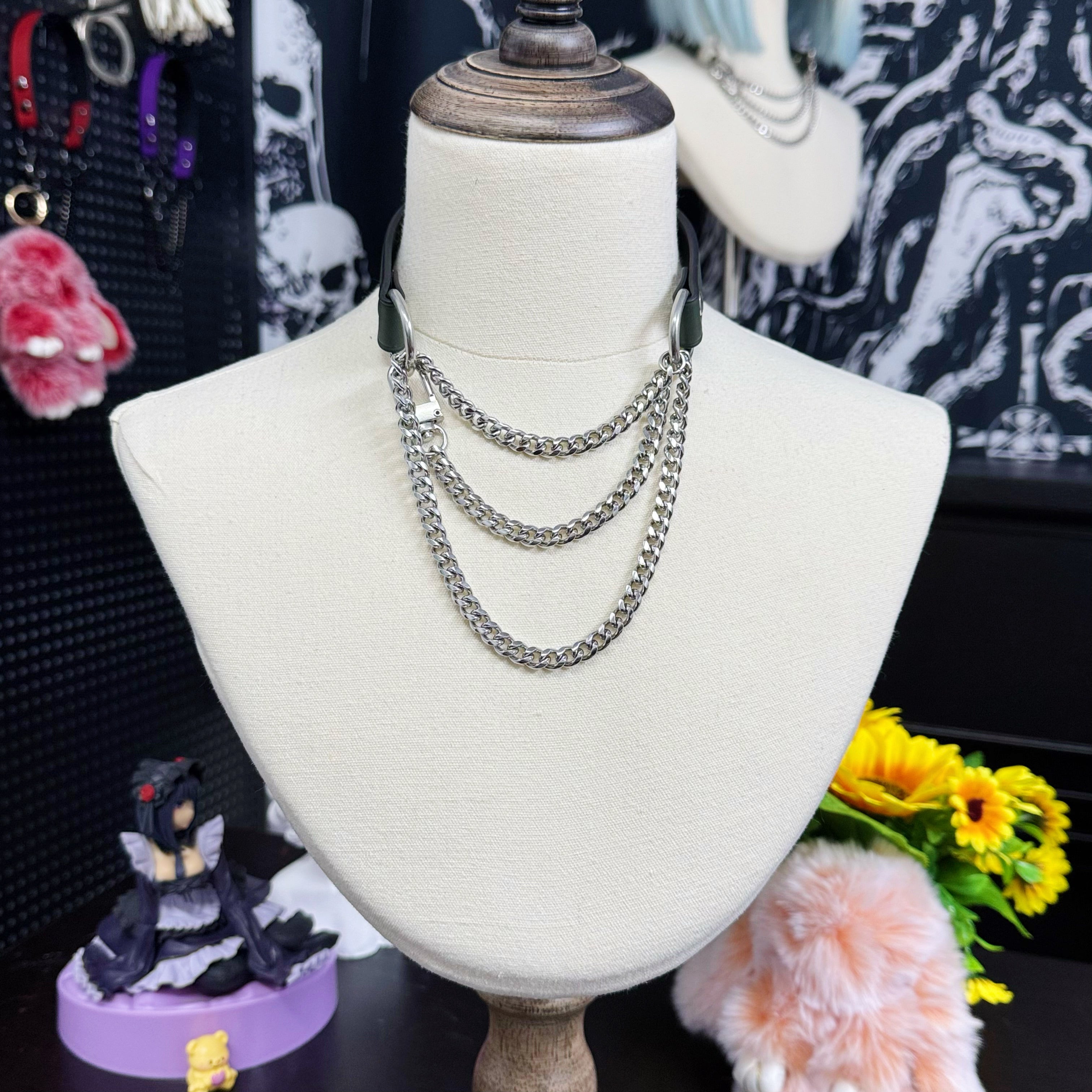 Luxe Chain (Fashion Layered Chain Leather Choker Necklace) (Christmas Green Color)