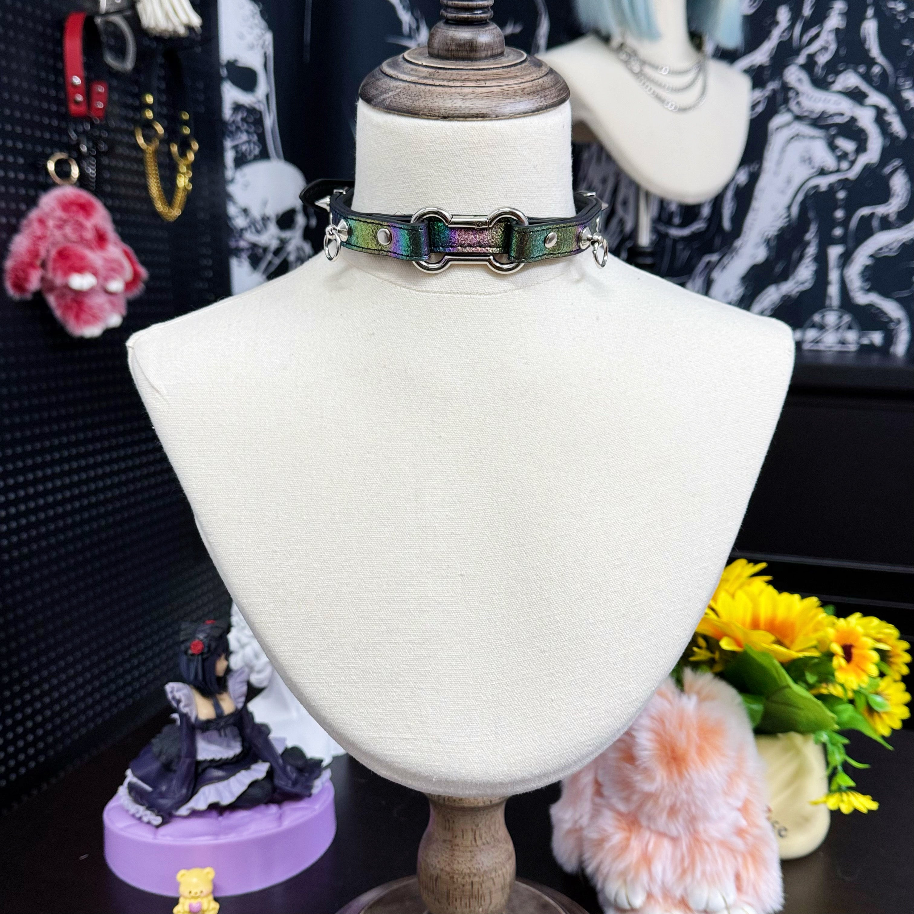 Iridescent Leather Choker with Dog Bone Ring