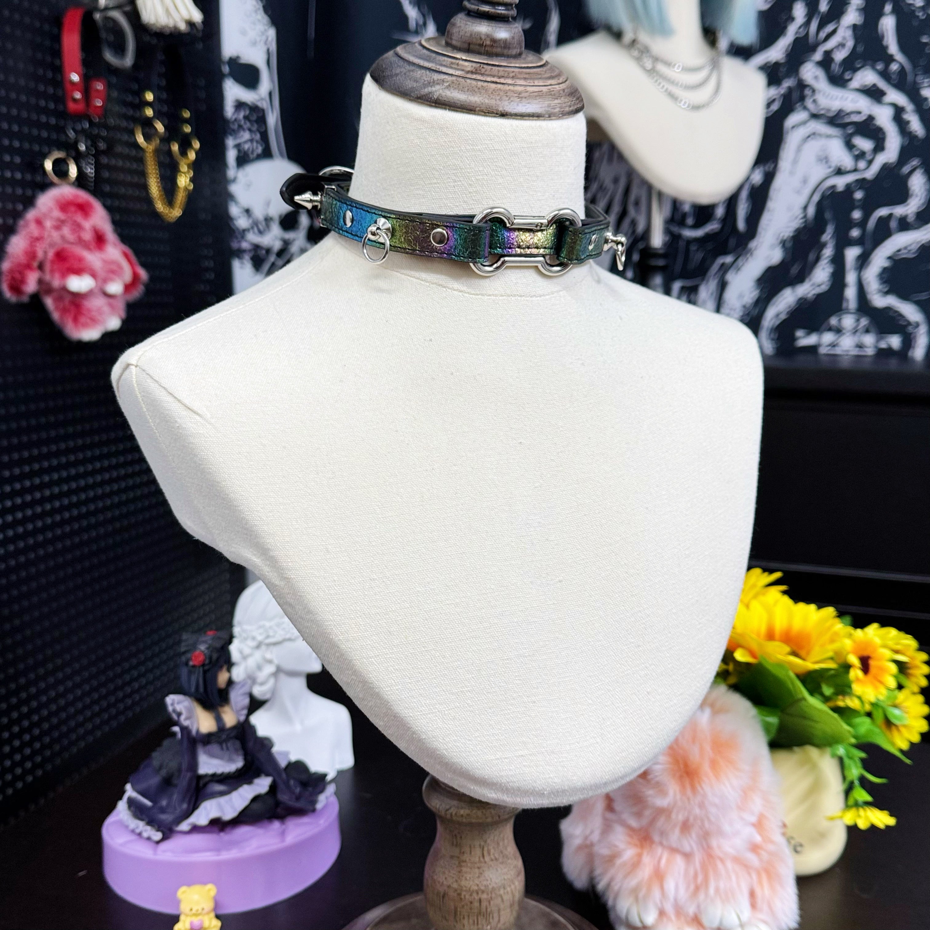 Iridescent Leather Choker with Dog Bone Ring