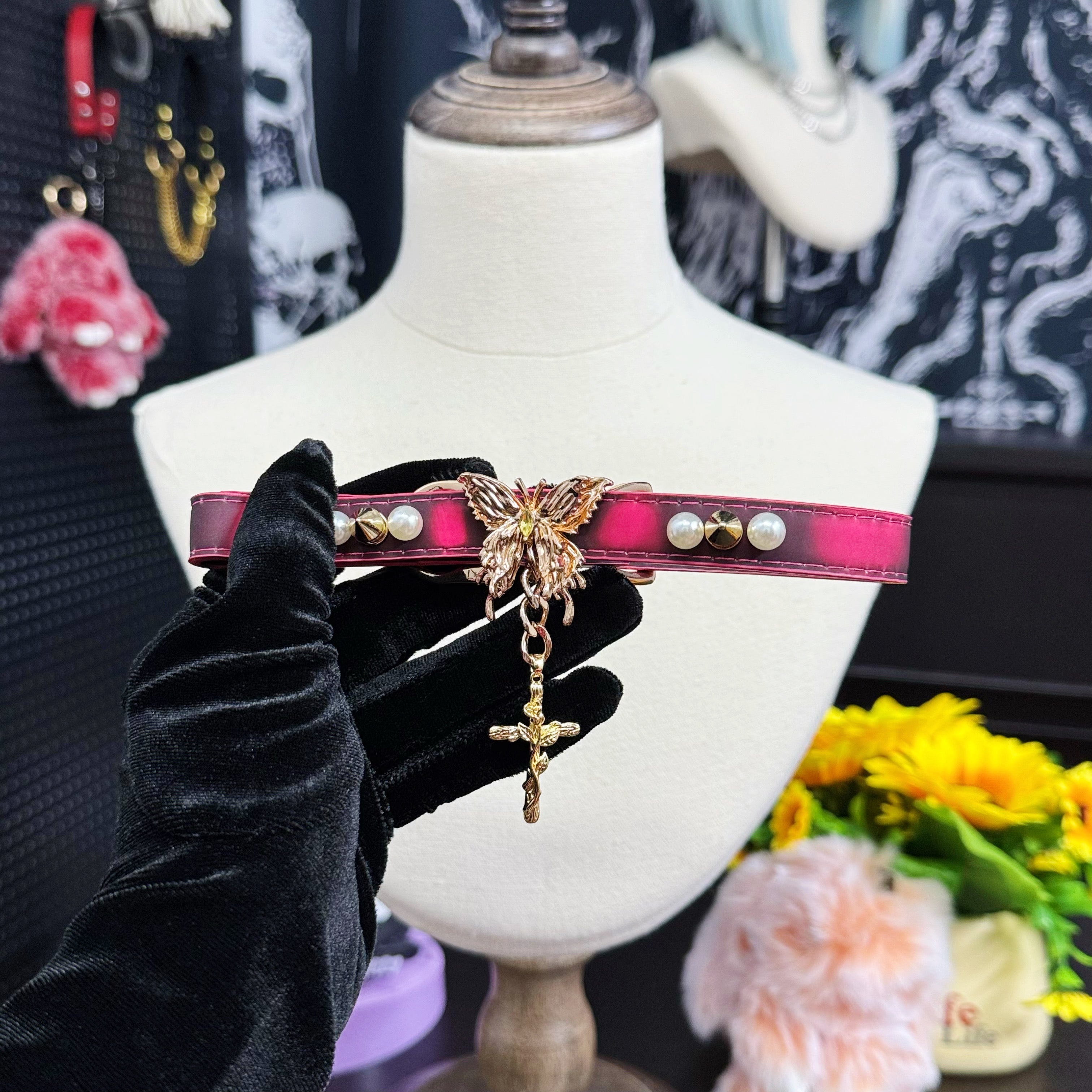 Handmade Heat Reactive Rouge Leather Choker with Butterfly Cross Pendant, Color-Changing Collar with Spikes and Pearls