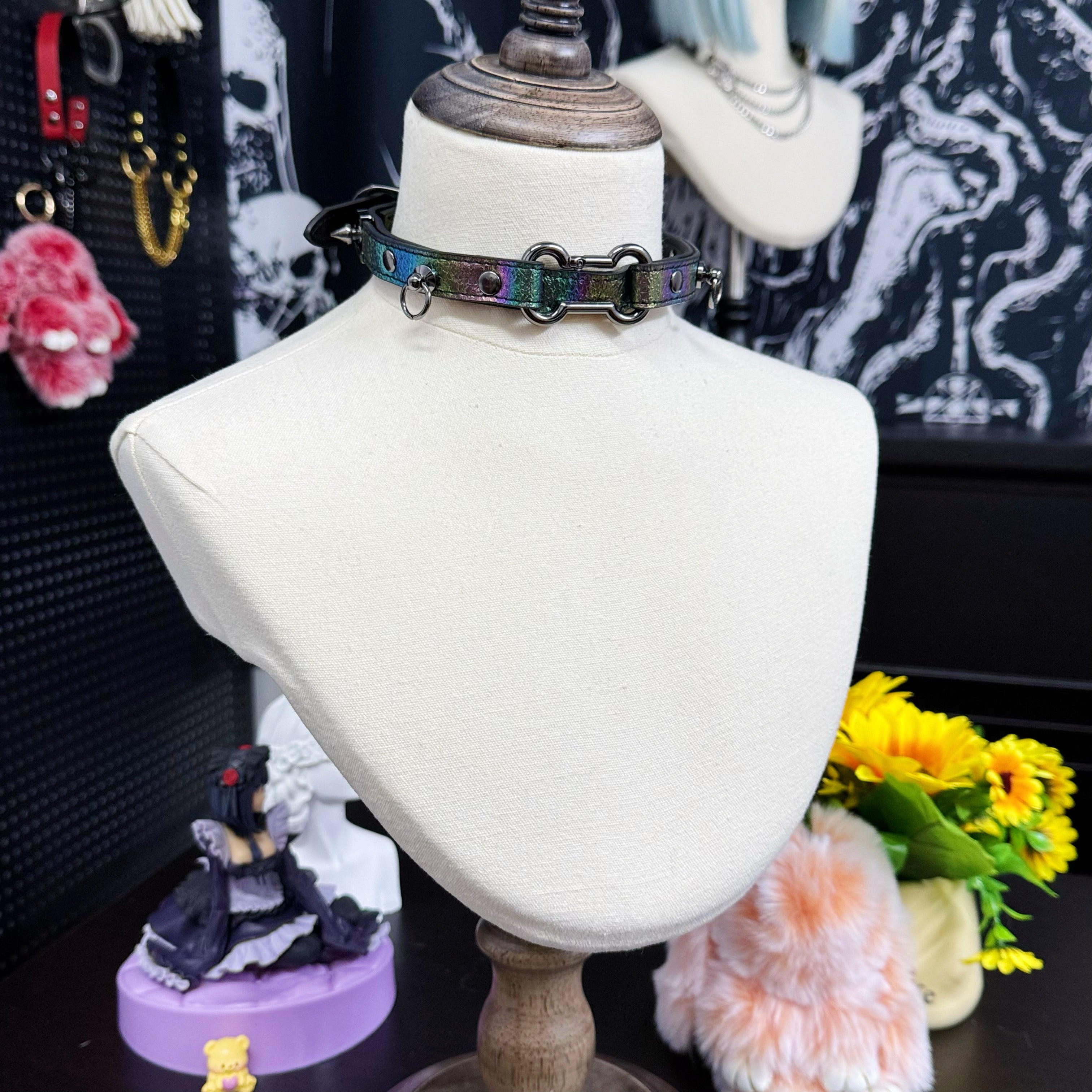 Iridescent Leather Choker with Dog Bone Ring