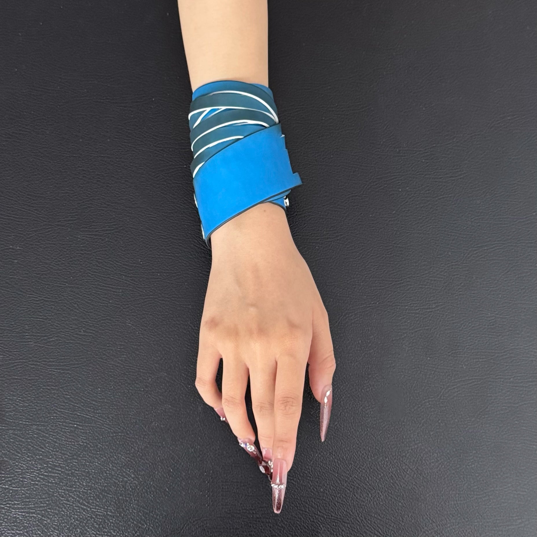 Unisex Dual-Wear Leather Fringe Wrap Bracelet (Heat Reactive)-Obsidian to Blue