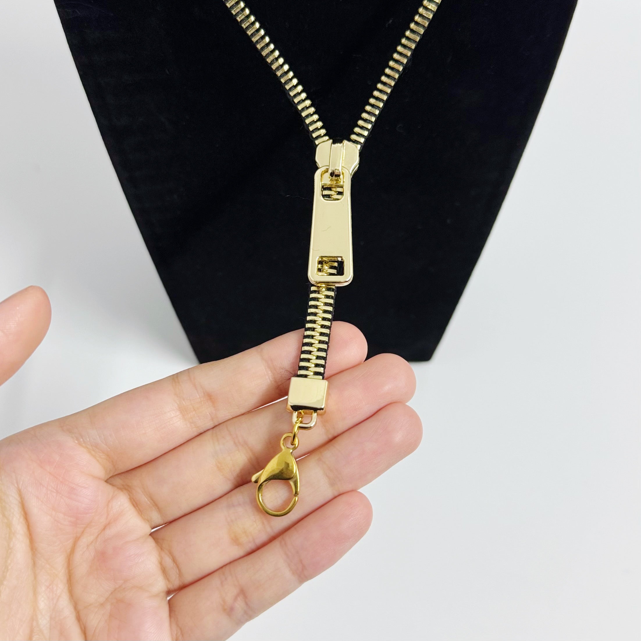 Unisex Edgy Zipper Chain Convertible Bracelet & Choker